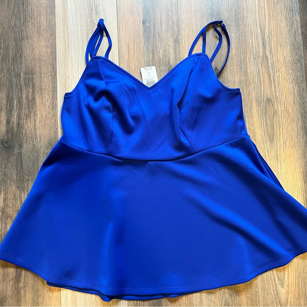 NWT Torrid 0X Peplum Strappy Top